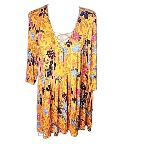 Blouse Bohemian Style Plus Size Multicolor Floral Ruffle Bottom Size 14W - Picture 1 of 7